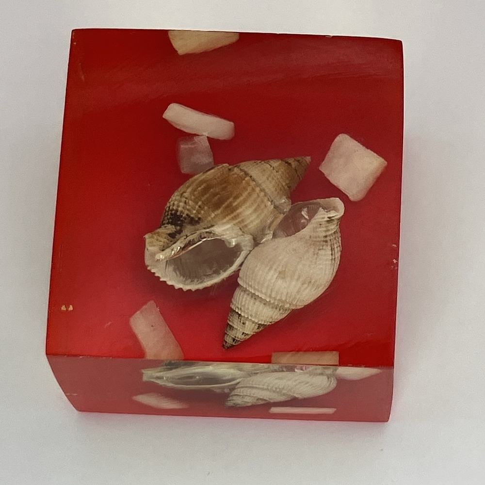 Vtg Lucite Resin Sea Shell Paperweight MCM Beach Coastal Desk Decor Whimsical